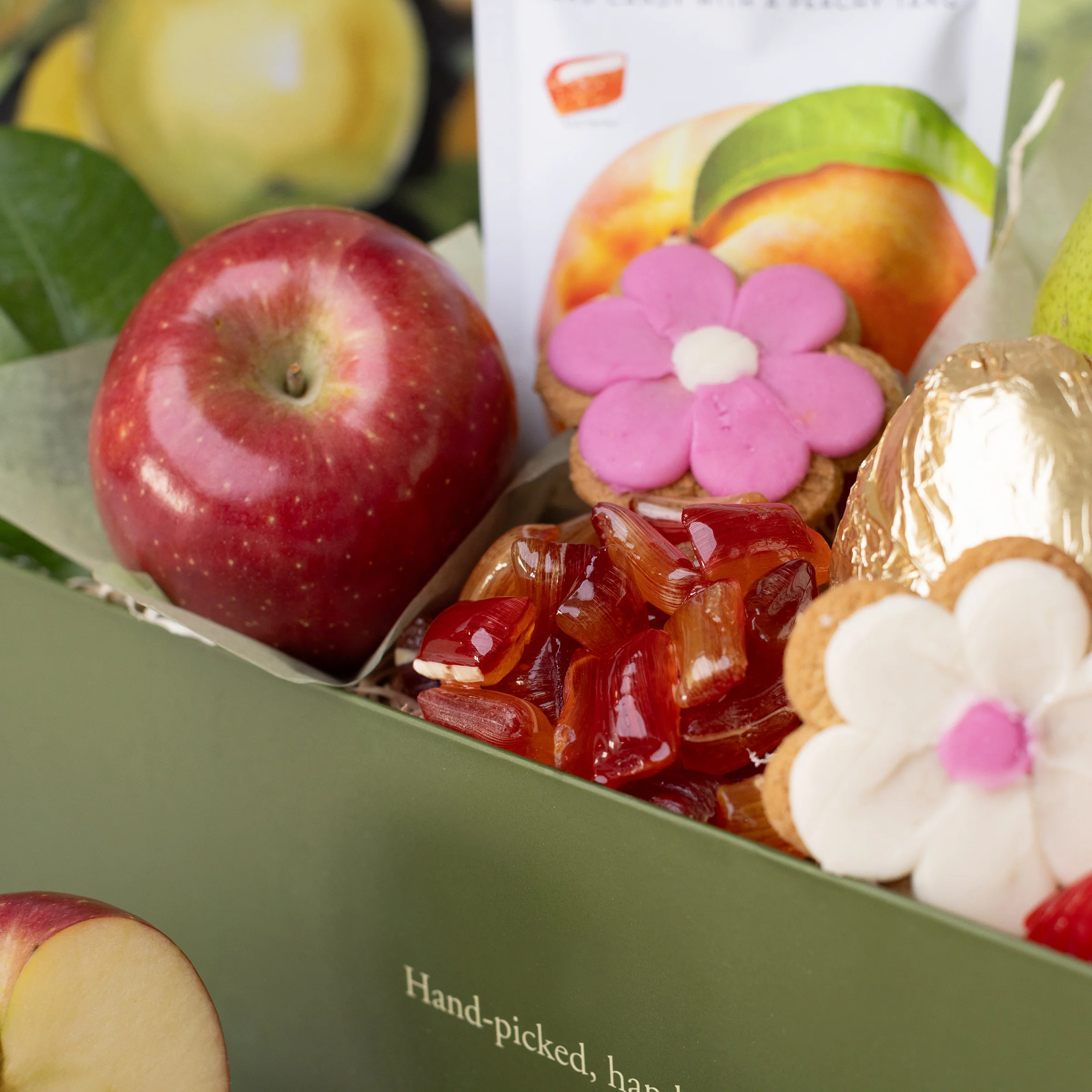 Grand Summer Gift Box - Image 5