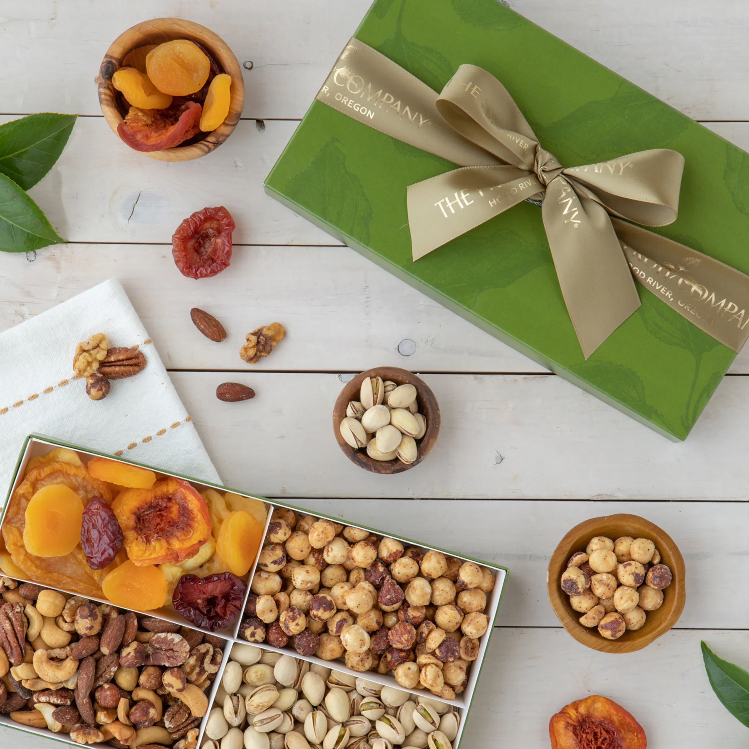 Mixed Nut & Fruit Box - Image 2